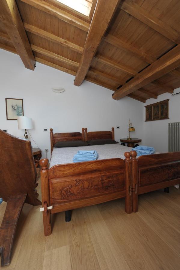 B&B Bone Novelle Dimora Storica Palazzo Zuzi L'Aquila Eksteriør billede